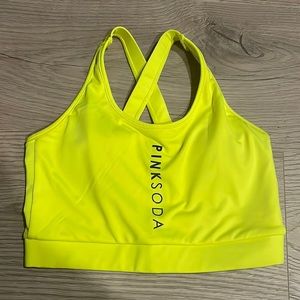 Neon yellow sports bra✨